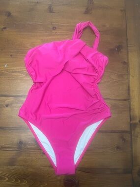 Cupshe Bright Pink Twist-Front One-Piece Swimsuit